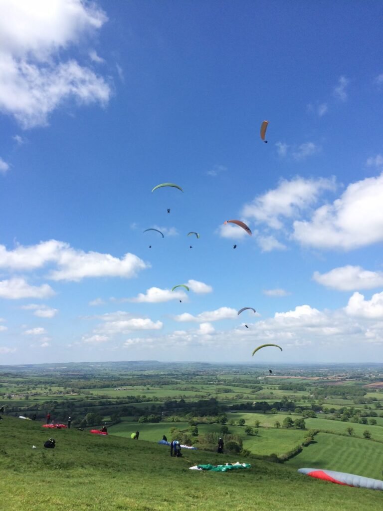 Paragliding with the gaggle at Bell Hill.